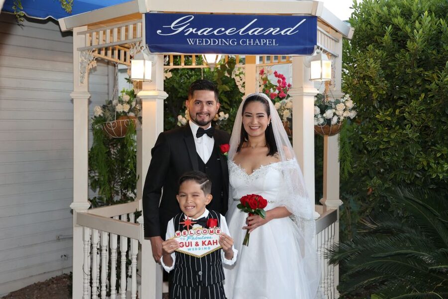 Las Vegas: Wedding or Vow Renewal at Graceland Chapel - Legal Wedding, Vow Renewal, or Commitment Ceremony