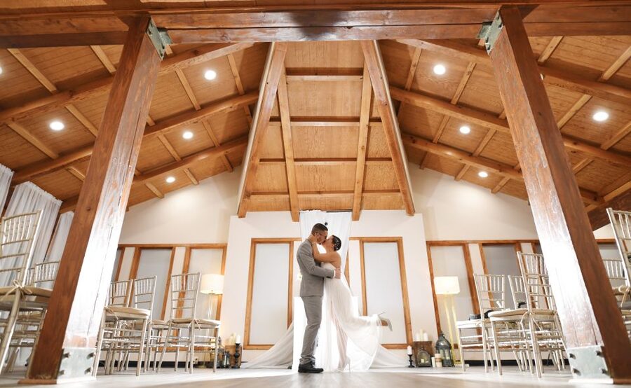 Las Vegas Wedding with Limousine Transportation - Photography, flowers, and the details you keep