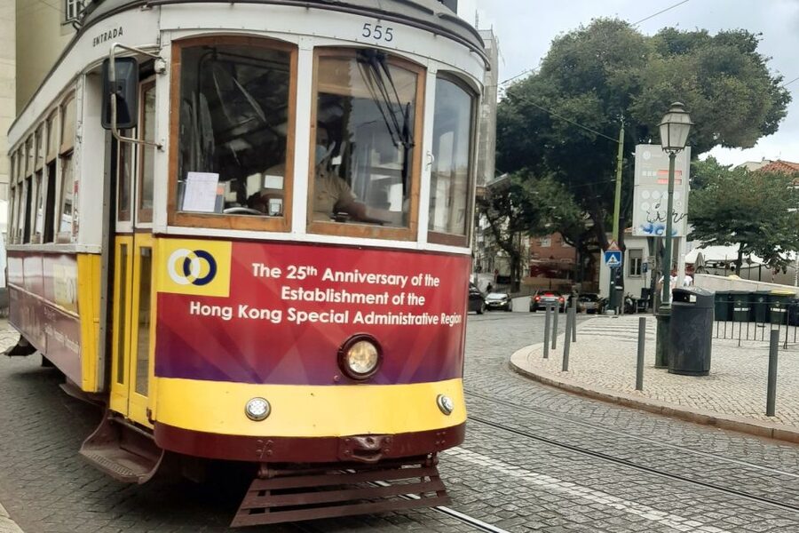 Lisbon: 1,5 Hours Historical Tuk Tour for Two Persons. - Key points to know before booking