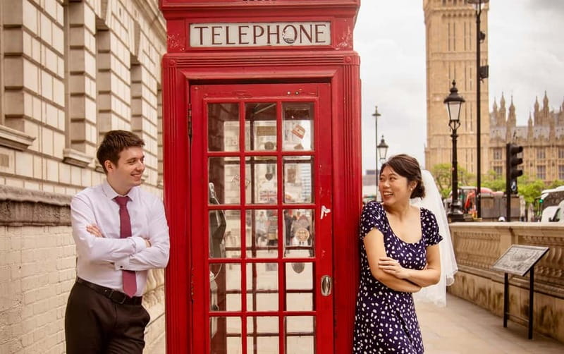 London: Private Couples Photography Session with Landmarks - Weather, timing, and flexibility