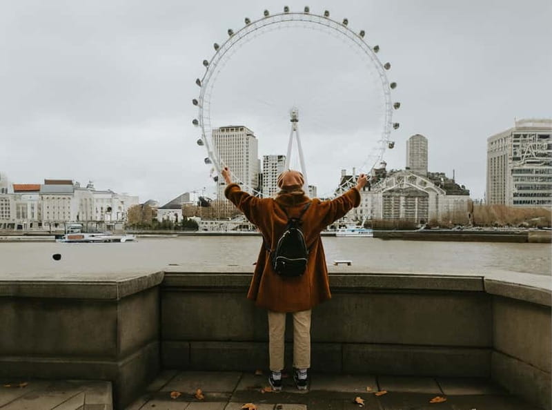 London: Private travel vacation photoshoot -Romantic Special - Key points to know before booking