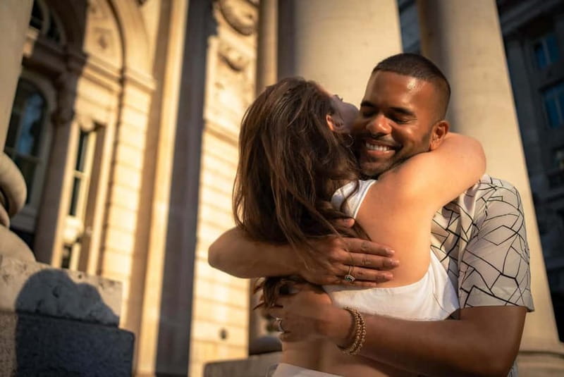 London: Private travel vacation photoshoot -Romantic Special - Choosing between the short session and VIP time
