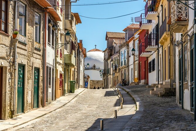 Love in Porto: Self-Guided Romantic Puzzle Walk - Starting at Fonte dos Leões