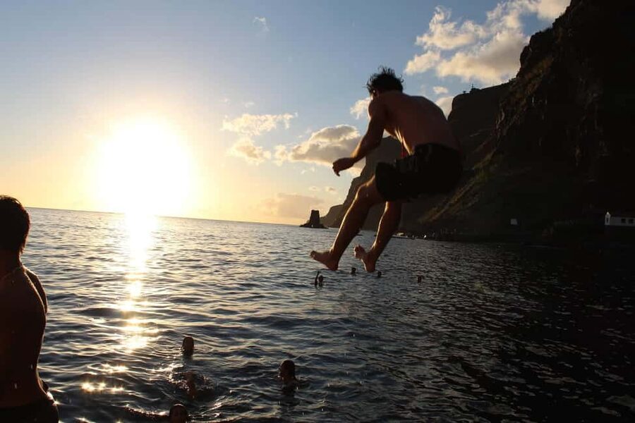 Madeira: Sunset Dinner Cruise - Hotel pickup takes the stress out of the start