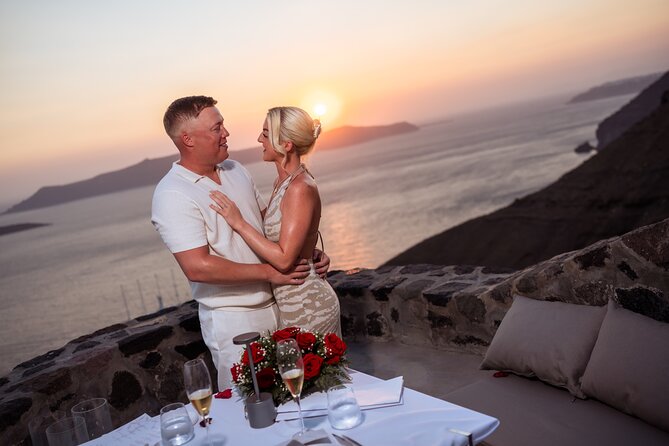 Magical Proposal Photoshoot In Santorini - Planning the surprise without giving it away