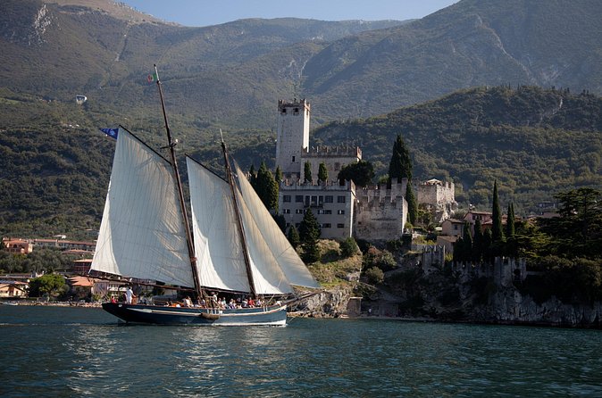 Malcesine: Sunset Romantic Cruise - The authentic appeal of an old Garda sailing ship