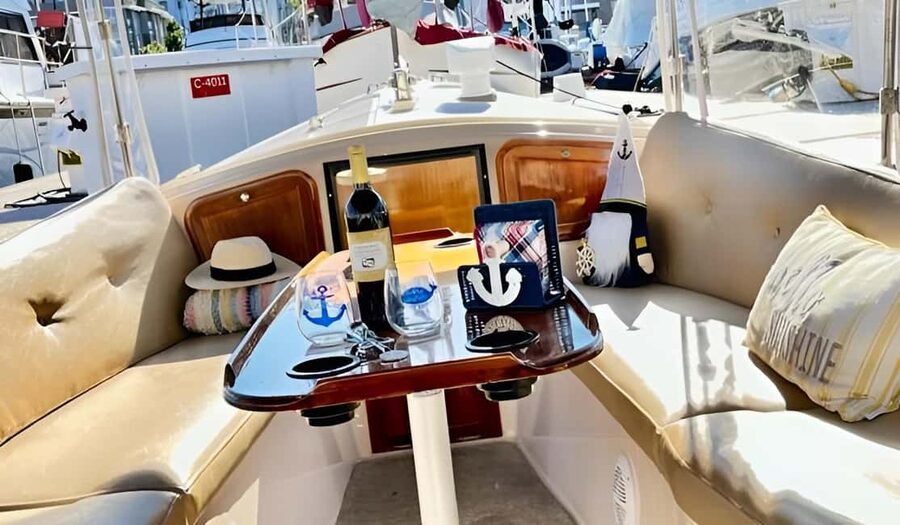 Marina Del Rey: A Romantic Boat Cruise with Sushi & Wine - Who will enjoy this cruise most?