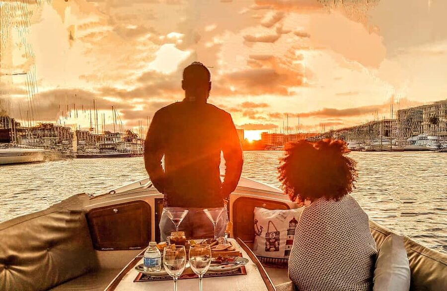 Marina Del Rey: Romantic Cruise, Dinner Charcuterie or Sushi - A calm start on Marina del Rey’s electric water