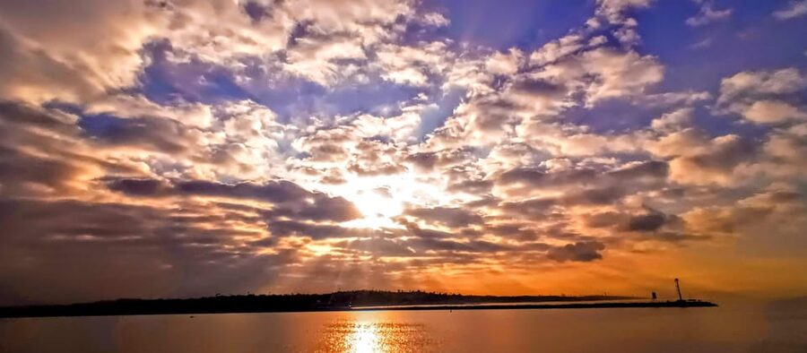 Marina Del Rey: Romantic Cruise, Dinner Charcuterie or Sushi - What the cruise feels like from departure to sunset