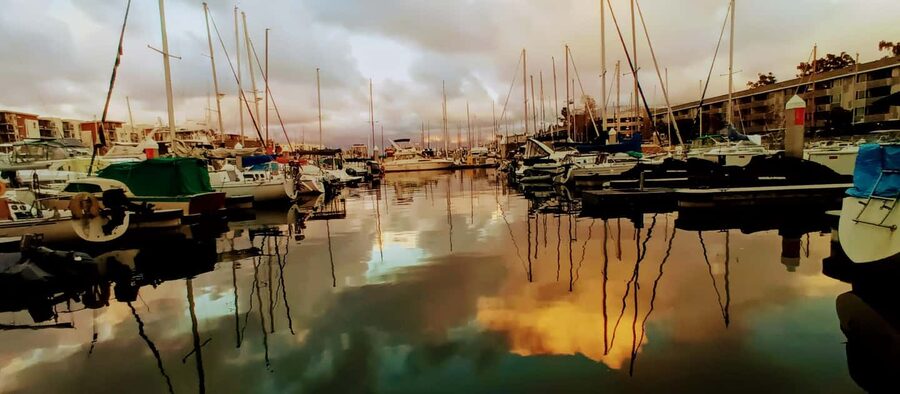 Marina Del Rey: Romantic Cruise, Dinner Charcuterie or Sushi - The best occasions for this boat ride