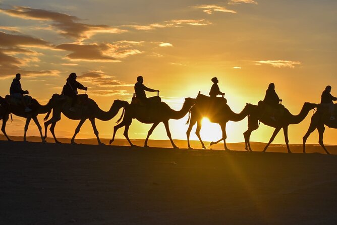 Marrakech Agafay Desert Sunset dinner & show Fire & Berber music - Mud houses, Berber villages, and the evening drive
