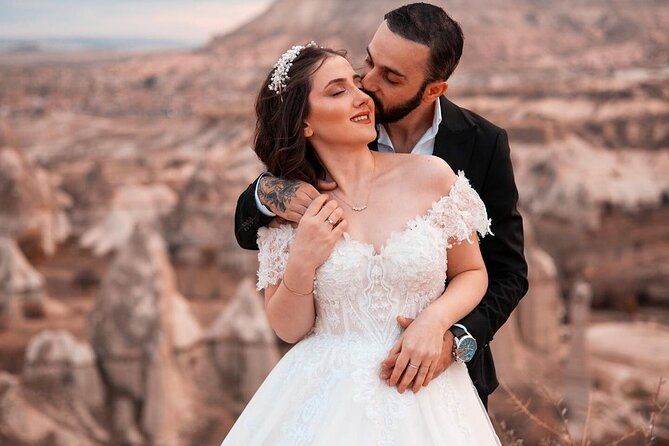 Marriage Proposal and Photoshoot in Cappadocia with Balloon view - Who will enjoy this most