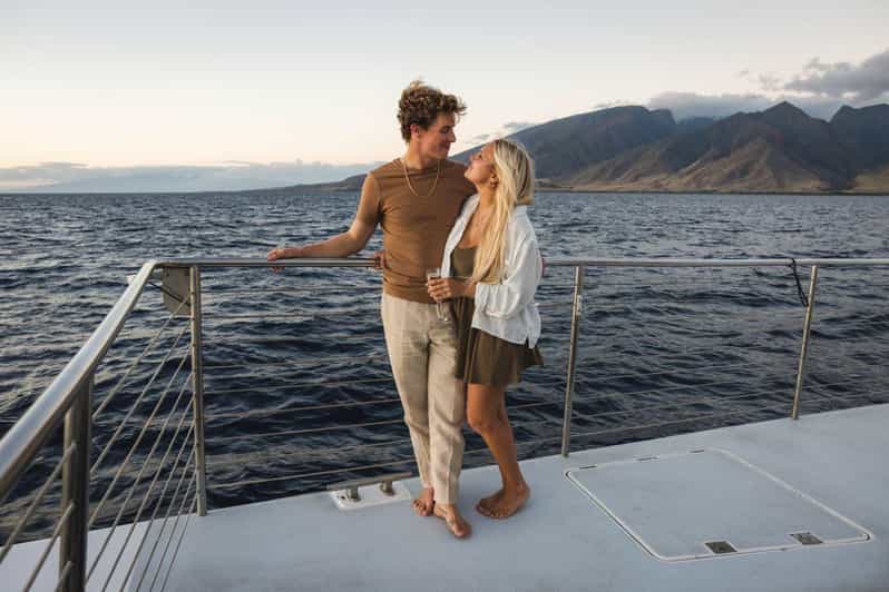 Maui: Luxury Catamaran Alii Kai Royal Sunset Dinner Cruise - The Alii Kai gives the sunset room to breathe
