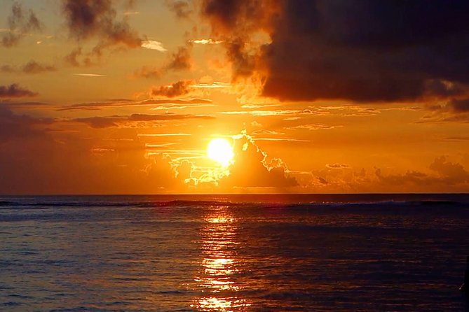 Mauritius Private Night Tour: Romantic dinner, Entertainments & Night lounge - Seeing Port Louis from Fort Adelaide