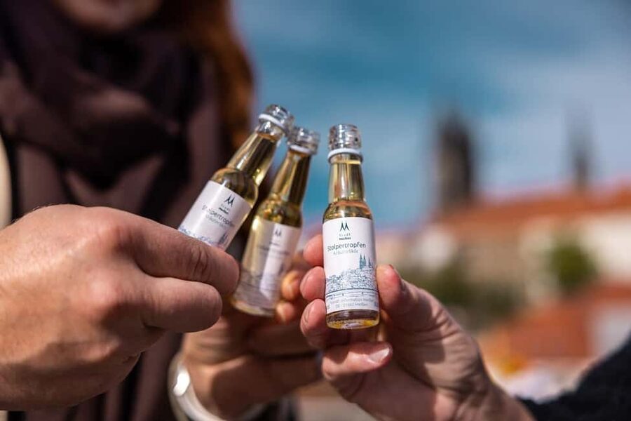 Meißen: Guided Walking Tour 'Romantic Evening Stroll' - Why a Bürgerfrau makes Meißen’s old town more fun