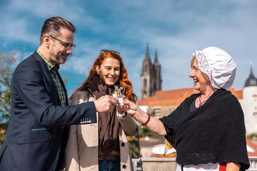 Meißen: Guided Walking Tour 'Romantic Evening Stroll' - What makes the evening timing special