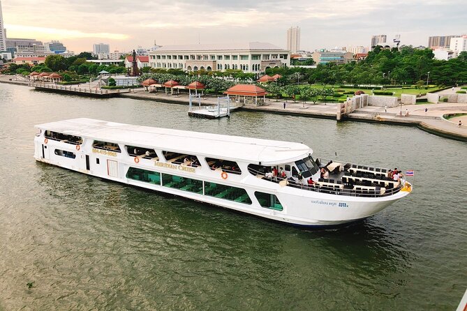 Meridian Sunset Dinner Cruise - Floating Paradise From ICONSIAM Bangkok - Wat Arun as daylight turns to evening