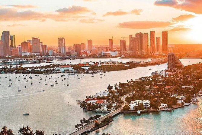 Miami Beach: Private Romantic Luxury Airplane Tour With Champagne - Vizcaya, Brickell, and Palm Island