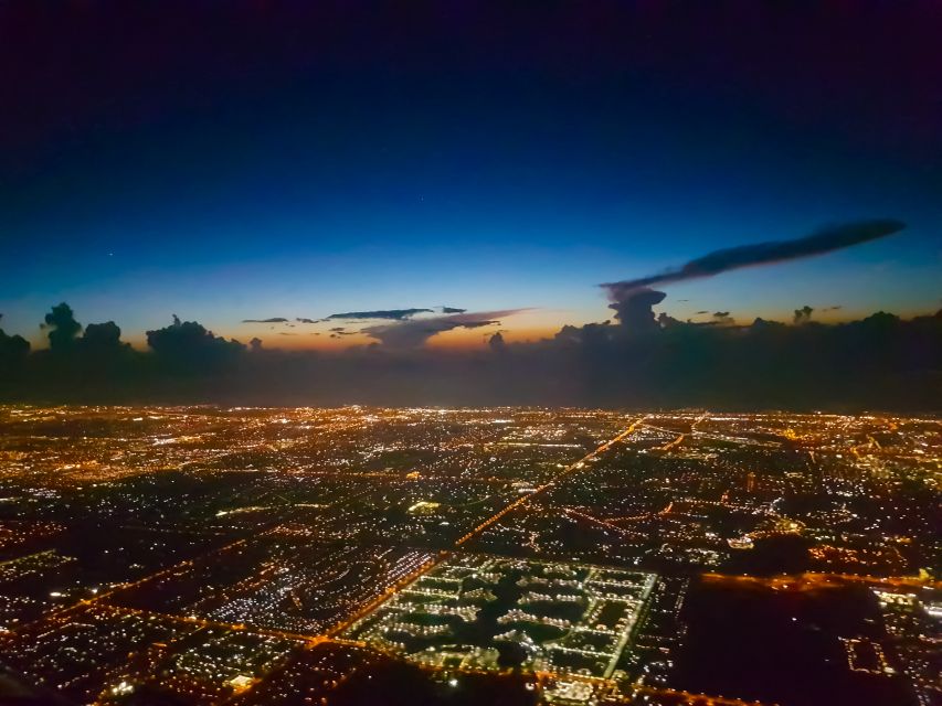Miami Beach: Romantic Sunset Flight with Champagne - Comfort, rules, and who will enjoy it