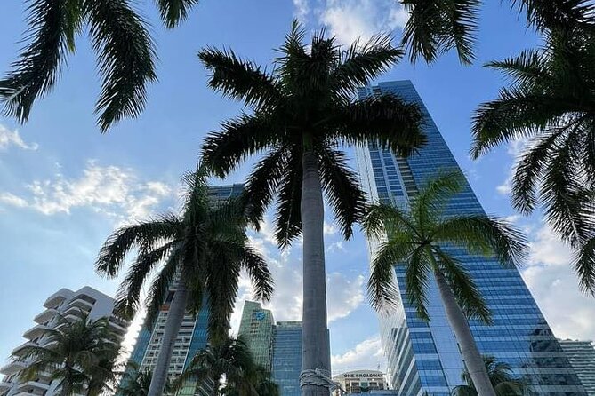 Miami Magic City Romantic Date Tour - Little Havana: end with music and a chance to dance