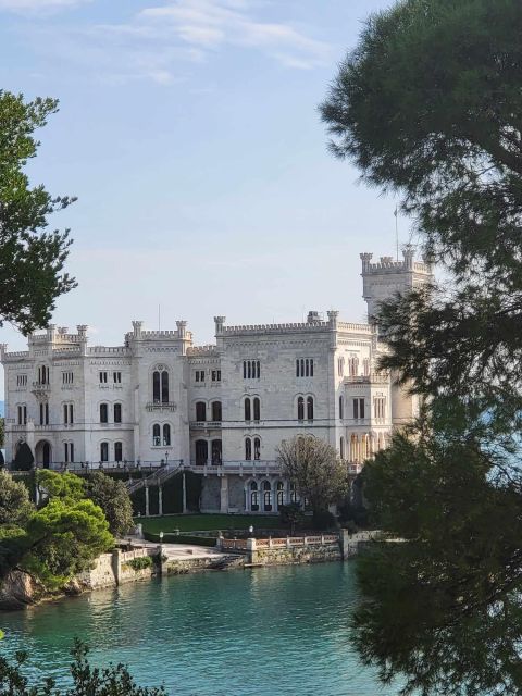 Miramare: The most romantic, beautiful and sad castle. - Walking through a park made from bare hills