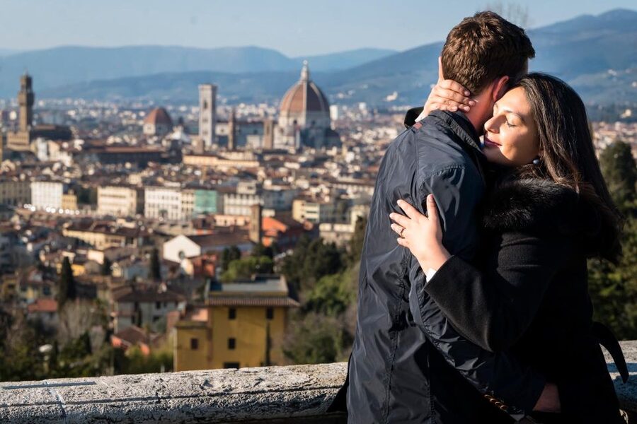 Montalcino personal photo service for couples and families - Communication in English or Italian