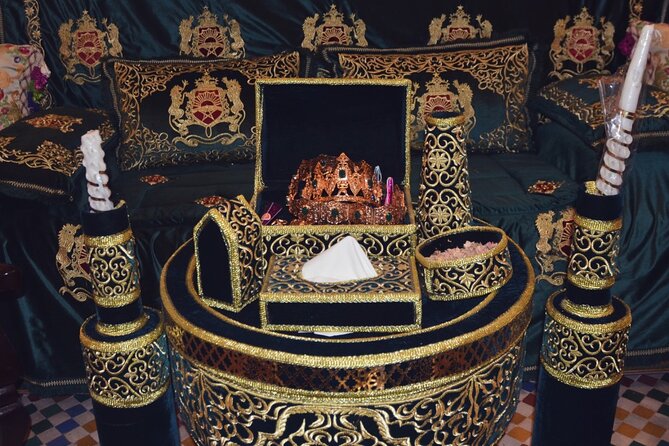 Moroccan Wedding Celebration with Lunch or Diner - Posing inside a centuries-old riad