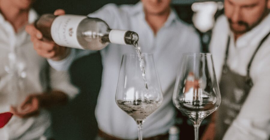 Munich: Romantic Wine Experience for Two at Viktualienmarkt - How romantic is the setting?