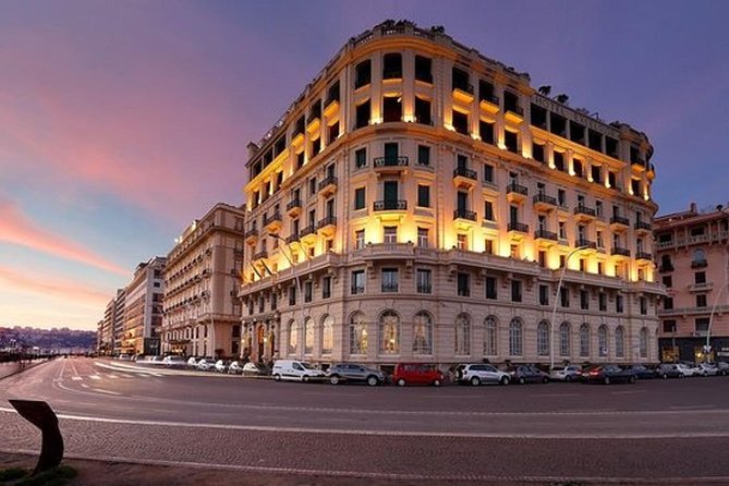 Naples: Romantic Gourmet Dinner on the Rooftop Terrace - Practical details that can affect your evening