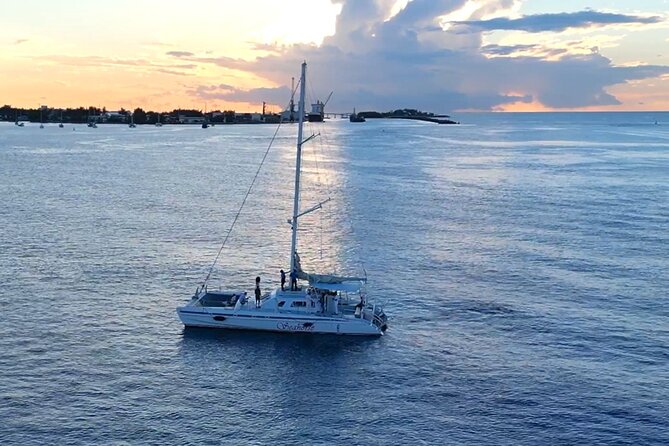 Nassau: Sunset Dinner Cruise - Key points to know before you book