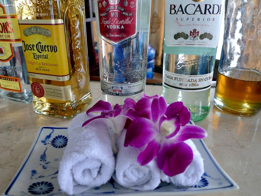 Nha Trang: Romantic Sunset Cocktails and Dinner Cruise - The return trip near 20:00