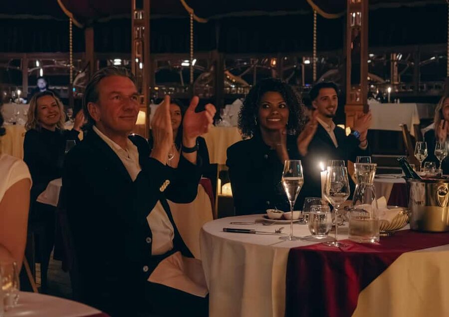 Nuit des Lumières - The Candlelight Dinner Concert in Vienna - Entering the candlelit Mirage hall