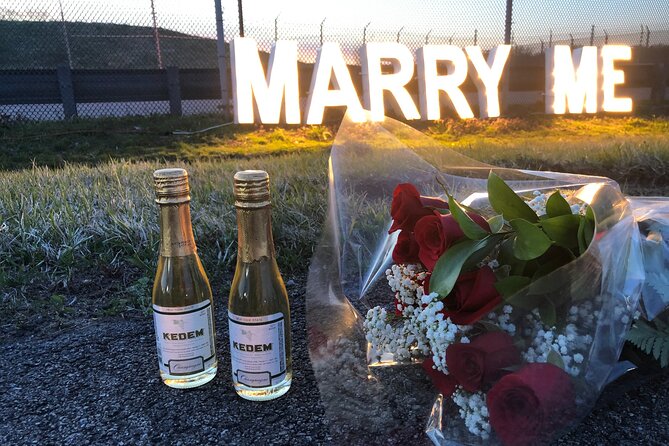 NYC Helicopter Proposal Tour with Photos and Champagne - How the proposal is kept secret