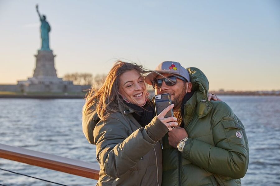 NYC: Romantic Valentine's Day Champagne Cruise - How This Compares With Other New York Options