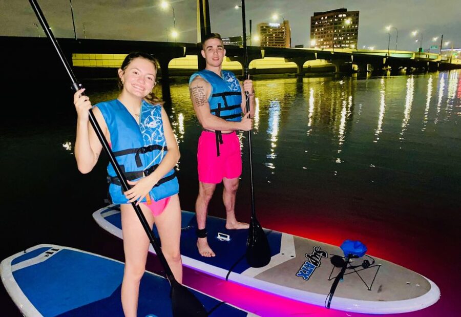 Orlando: Date Night LED Night Glow Tour with Sparkling Wine - Meeting at Lake Ivanhoe