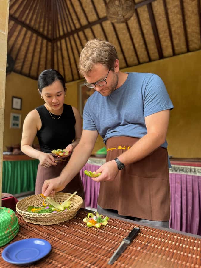 packages cooking class and romantic dinner in a local home - From Ubud rice fields to a family home