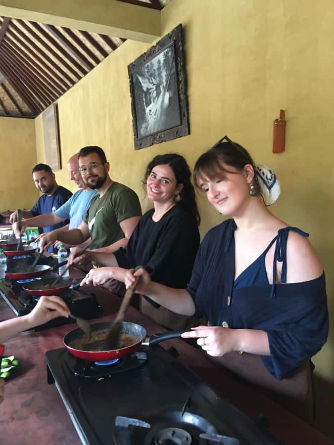 packages cooking class and romantic dinner in a local home - What the $70 price really covers