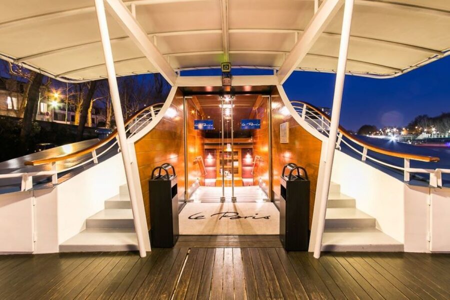Paris: Bastille Day Dinner Cruise on the Seine River - Why the sunset timing matters