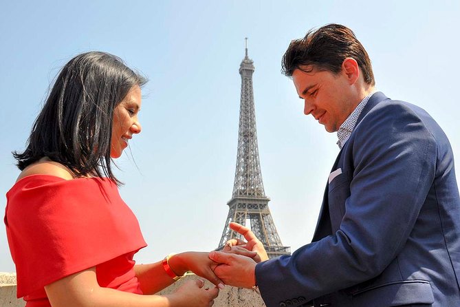Paris Engagement Proposal Private Walking Tour with Professional Photographer - Starting at the Comédie Française