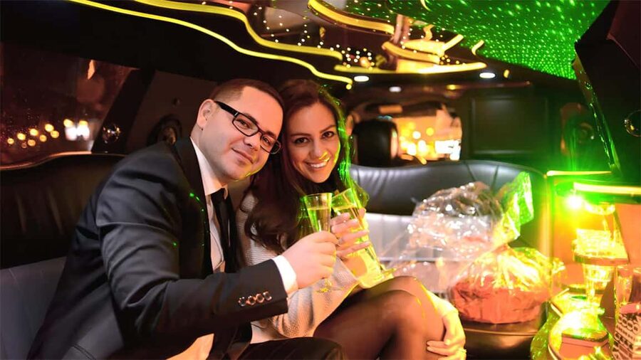 Paris: Romantic Limousine Tour - Is $577 good value for two?