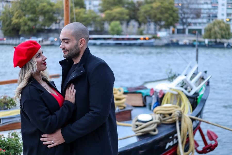 Paris: Romantic Photoshoot for Couples - Choosing the right time for better photographs