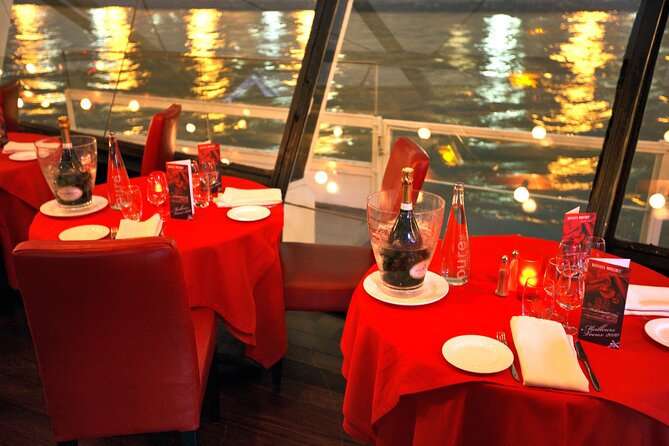 Paris Valentine's Day Dinner Cruise by Bateaux-Mouches - Who Should Book This Valentine’s Cruise?