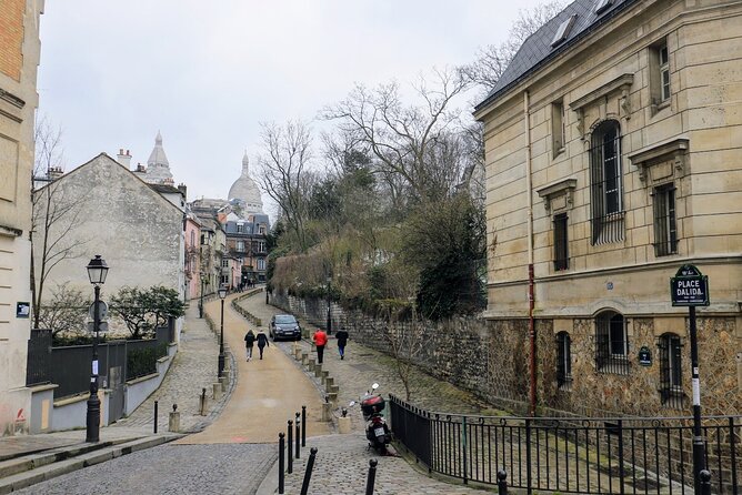 Parisian Love Affair: Elegant Romance Private Tour in Paris - The grand finale at Trocadero and the Eiffel Tower