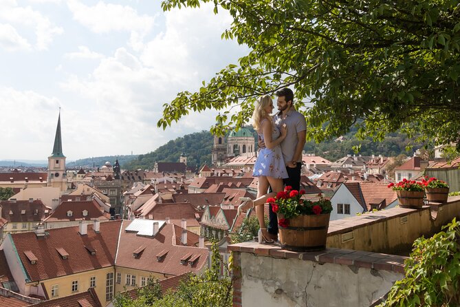 Photo Shoot for couple in Prague - A Prague photo walk with sightseeing built in