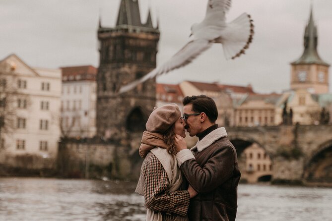 Photographer in Prague - Couple, engagement & portrait photoshoot - Weather, transport, and practical limits