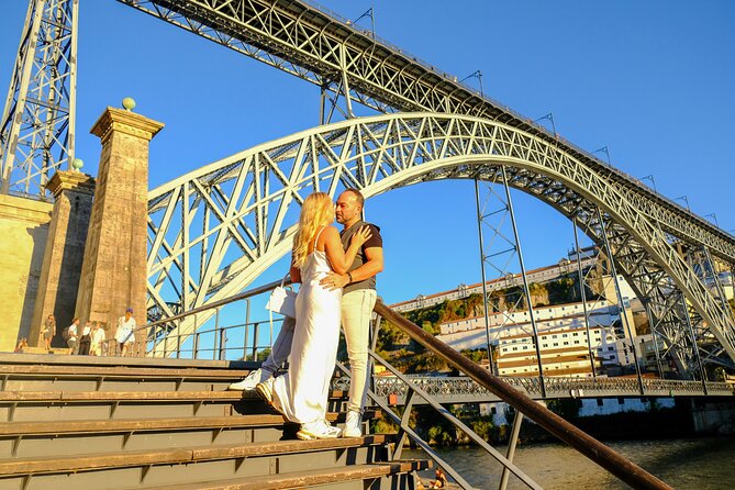 Photoshoot Unforgettable in Porto - Couple or Single - Meeting at São Bento Railway Station