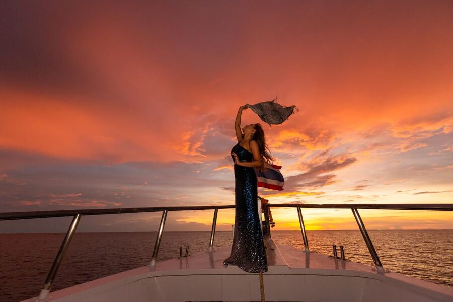 Phuket: Melody Sunset Dinner Cruise - Boarding at Chalong Marina around 4 p.m.