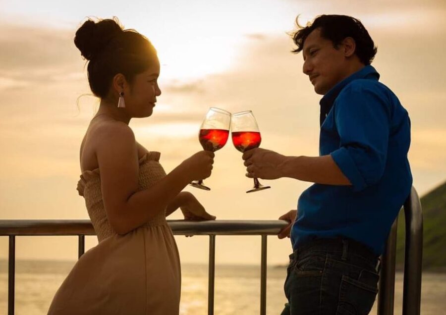 Phuket: Melody Sunset Dinner Cruise - Who should book this evening?