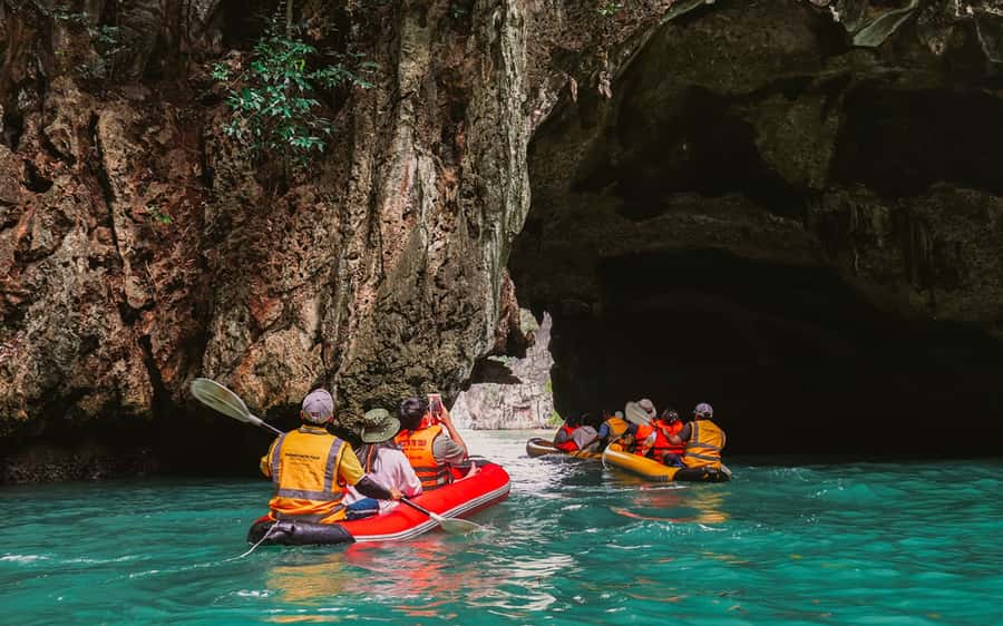 Phuket: Sunset Dinner in Phang Nga Bay by Big Boat - Why this sunset cruise is different