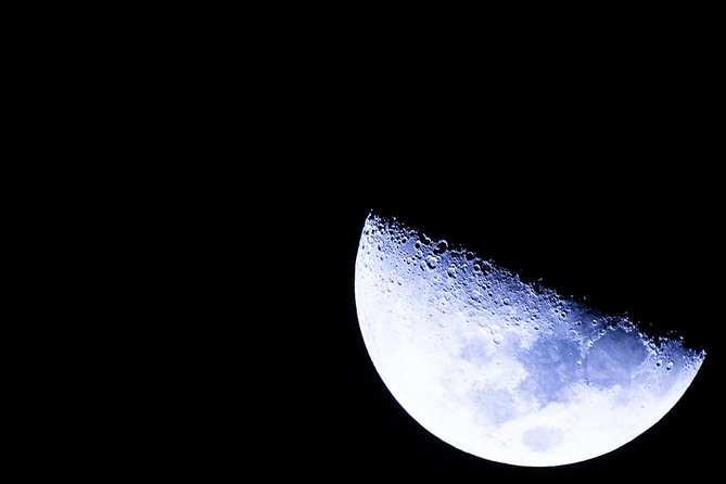 Pinnacles Desert Sunset Dinner and Stargazing Tour - Who should book this experience?